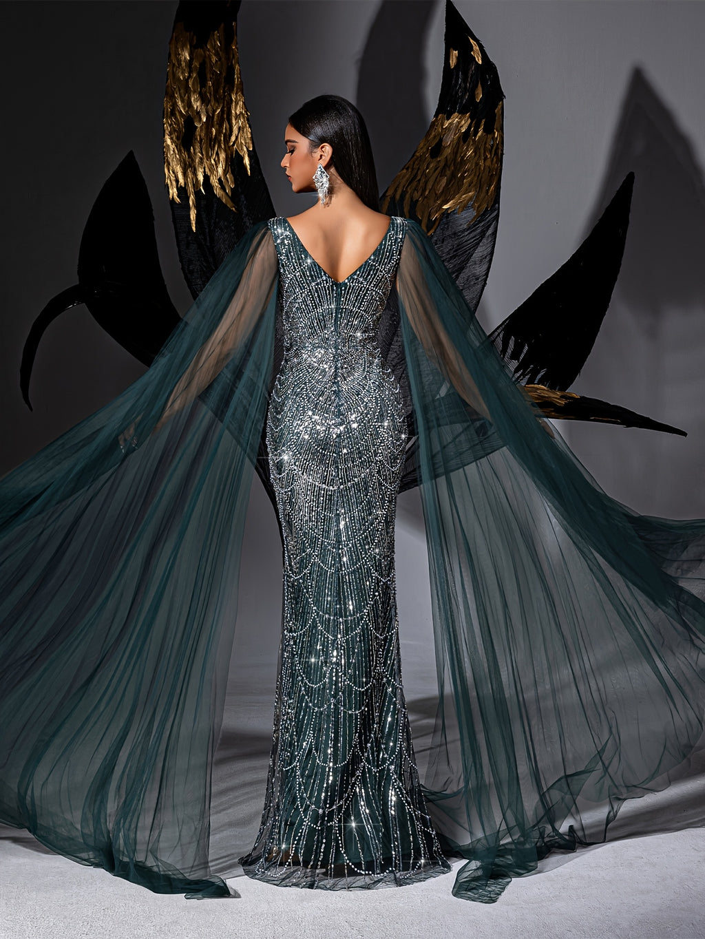 Evening Dress Women's Mesh Shawl Deep V-Neck Bodycon High-Waisted Long Train Skirt Suitable for Banquet Party