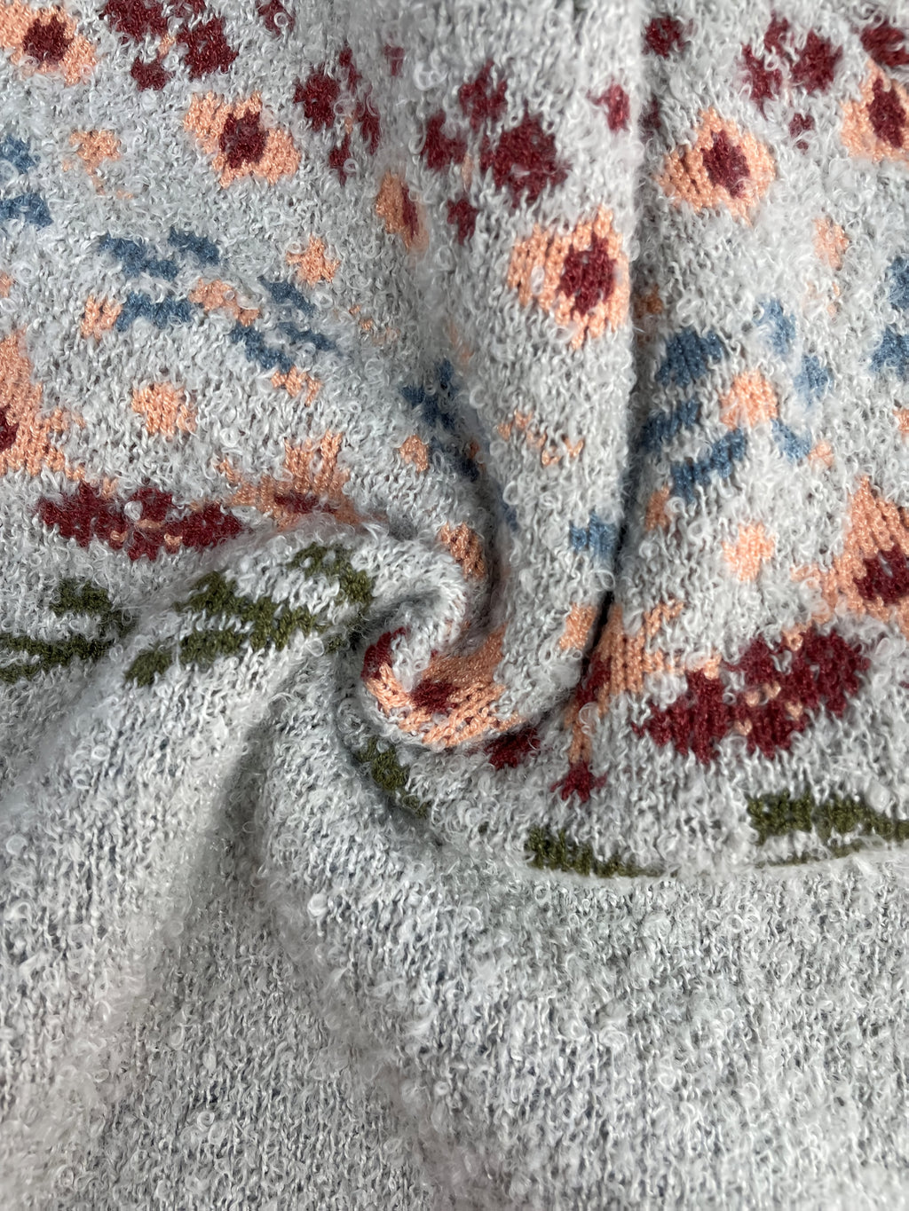 Women's Vintage Fair Isle Cardigan - Geometric Pattern Button-Front Sweater with Raglan Sleeves, Machine Washable Medium Stretch Round Neck Pullover for Fall Winter Layering, Cardigan Sweater, Fall Layering Piece, Retro Floral Pattern, Textured Knitwear