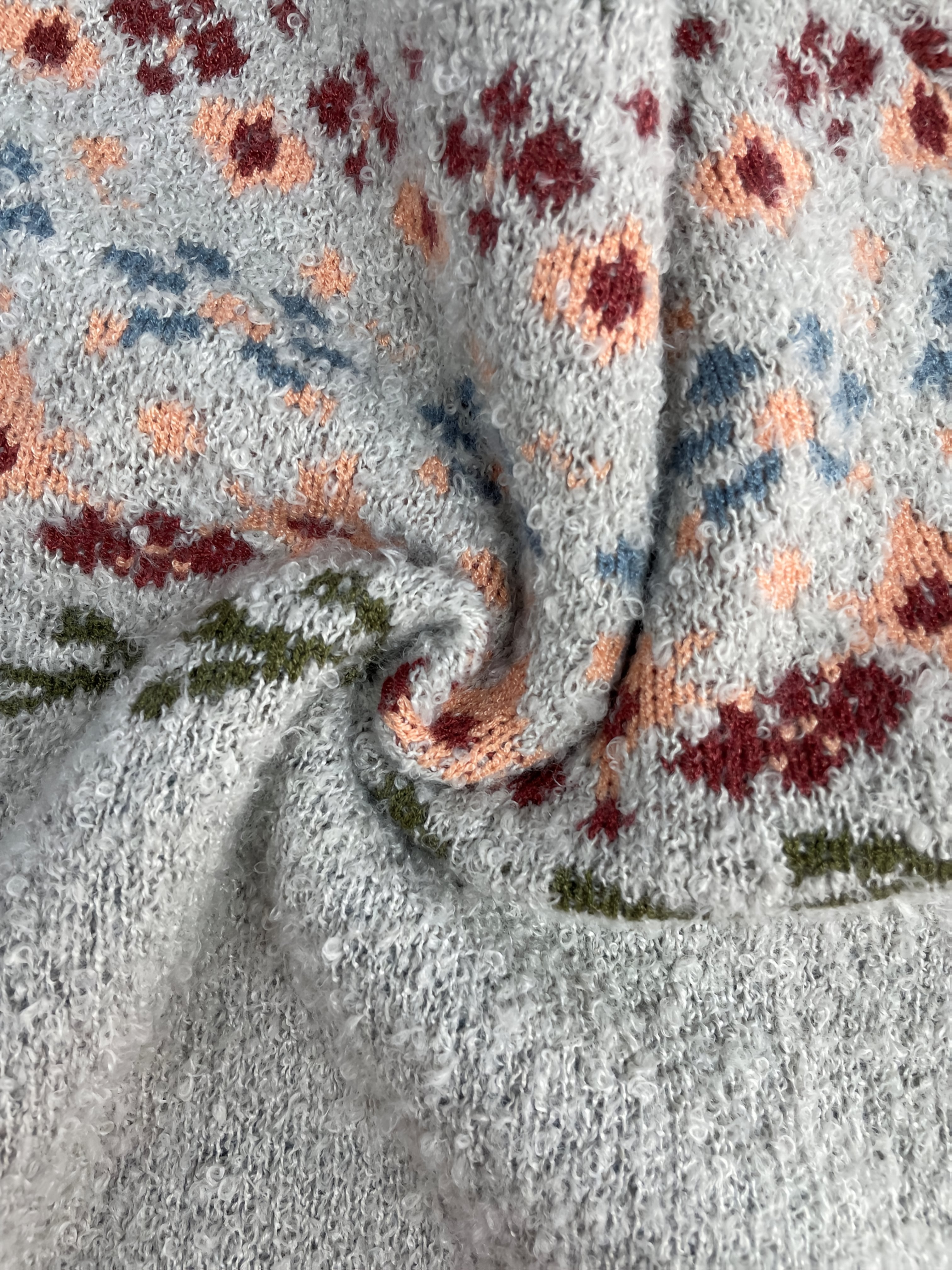 Women's Vintage Fair Isle Cardigan - Geometric Pattern Button-Front Sweater with Raglan Sleeves, Machine Washable Medium Stretch Round Neck Pullover for Fall Winter Layering, Cardigan Sweater, Fall Layering Piece, Retro Floral Pattern, Textured Knitwear