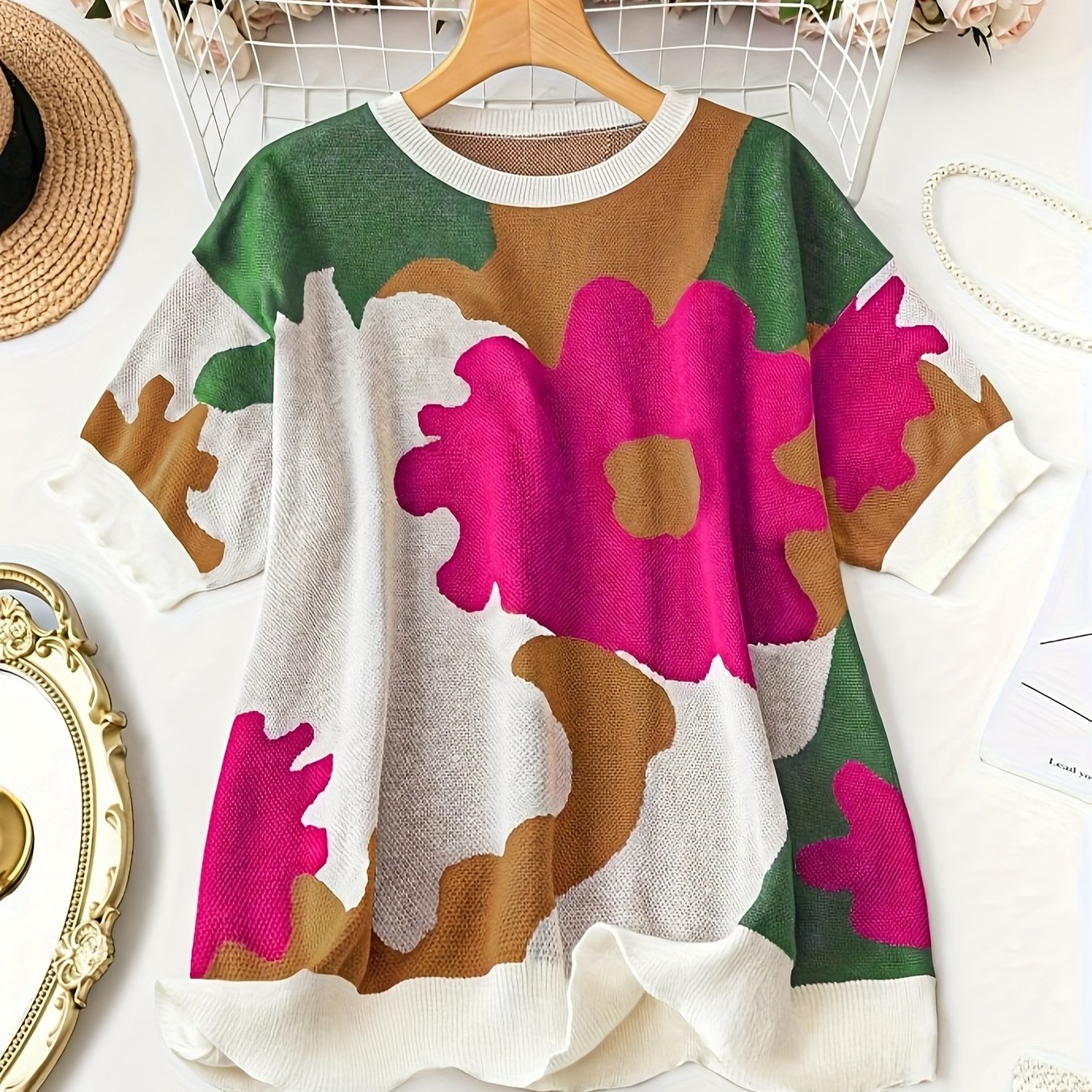 Women's Summer Floral Jacquard Top - Relaxed Fit Round Neck Short Sleeve Blouse with Color-Blocking, Breathable Mid-Stretch Fabric, Machine Washable Casual Shirt for Women, Floral Print Blouse, Everyday Fashion, Soft Texture Apparel