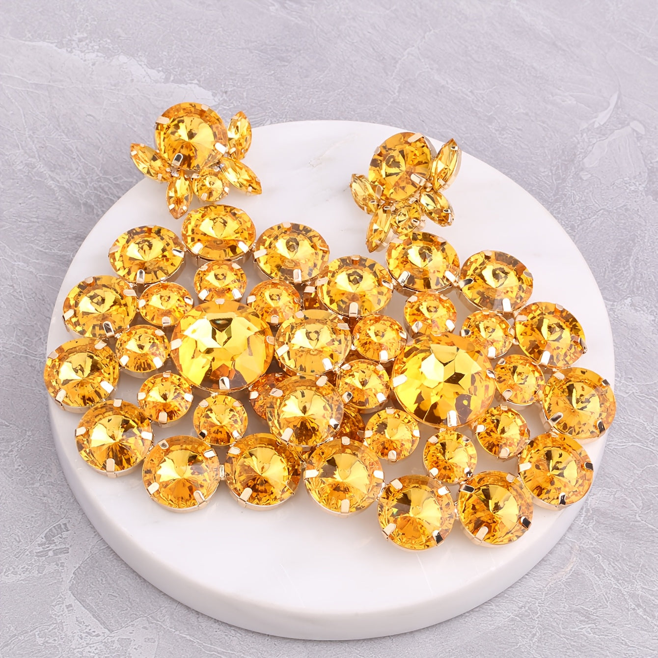 1 Pair ACEHLN Luxury Western Tribal Style Synthetic Rhinestone Dangle Earrings, 22K Golden Plated Copper with Stainless Steel Post, Plastic Mosaic, Elegant Party Banquet Jewelry for Christmas, All-Season Wear