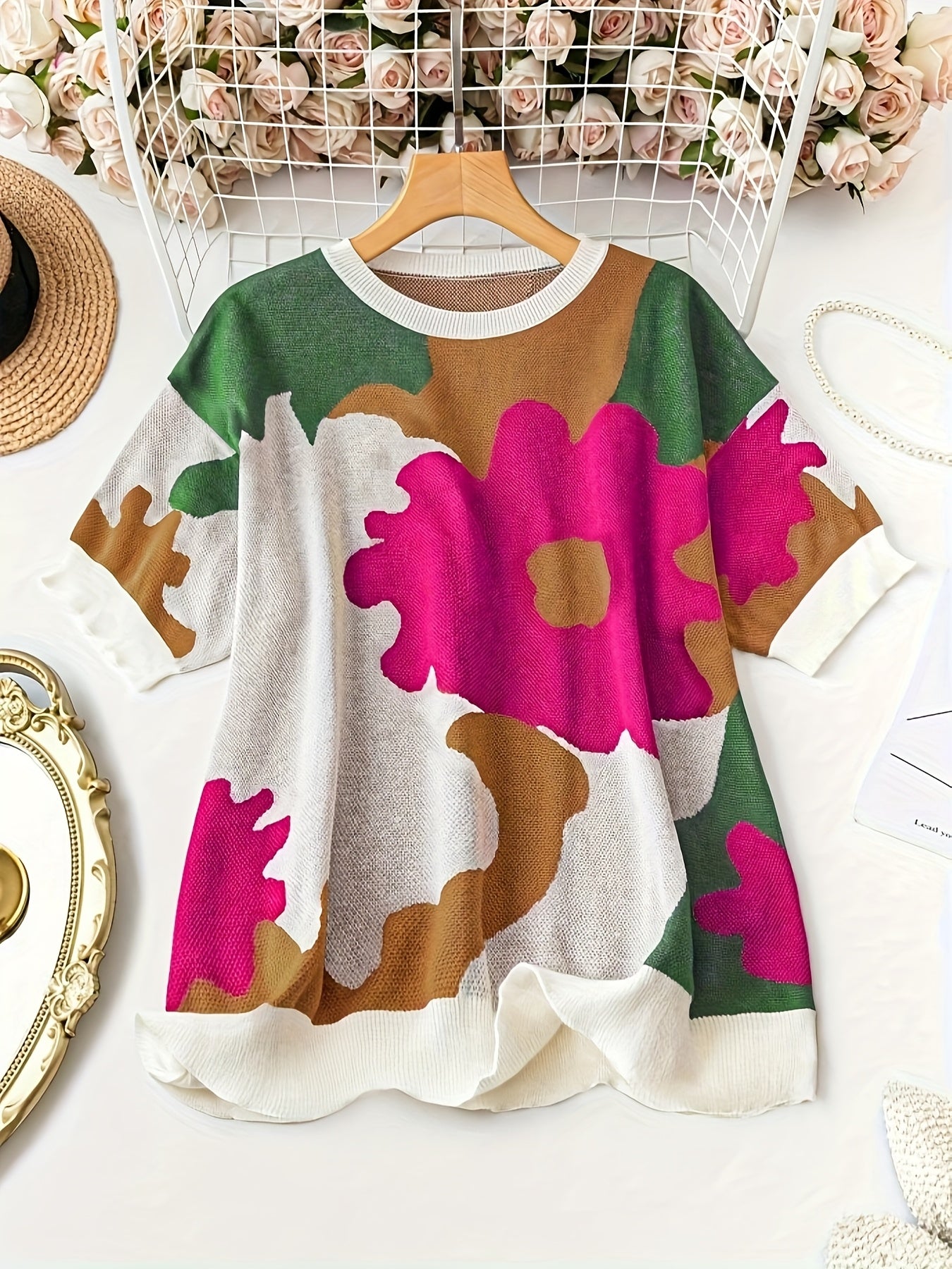 Women's Summer Floral Jacquard Top - Relaxed Fit Round Neck Short Sleeve Blouse with Color-Blocking, Breathable Mid-Stretch Fabric, Machine Washable Casual Shirt for Women, Floral Print Blouse, Everyday Fashion, Soft Texture Apparel